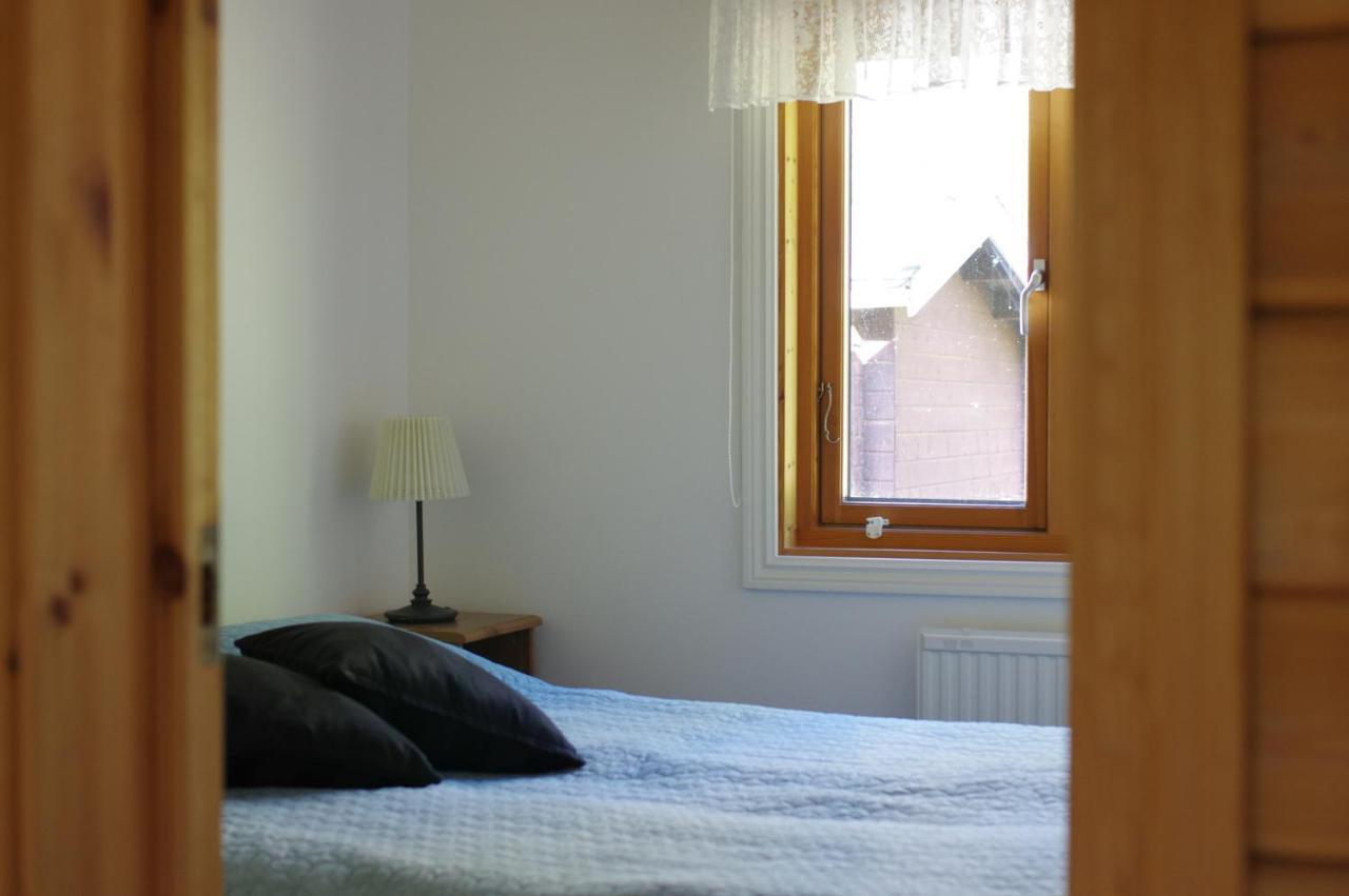 Tallbarren Rälla Buitenkant foto